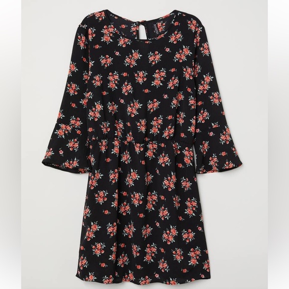 Divided H&M Black Floral Crepe Dress 3/4 with Fun Sleeves Size 12 - Picture 1 of 5